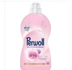 Perwoll Renew Delicates je tekutý prací prostriedok určený na jemné tkaniny ako vlna, hodváb a kašmír. 