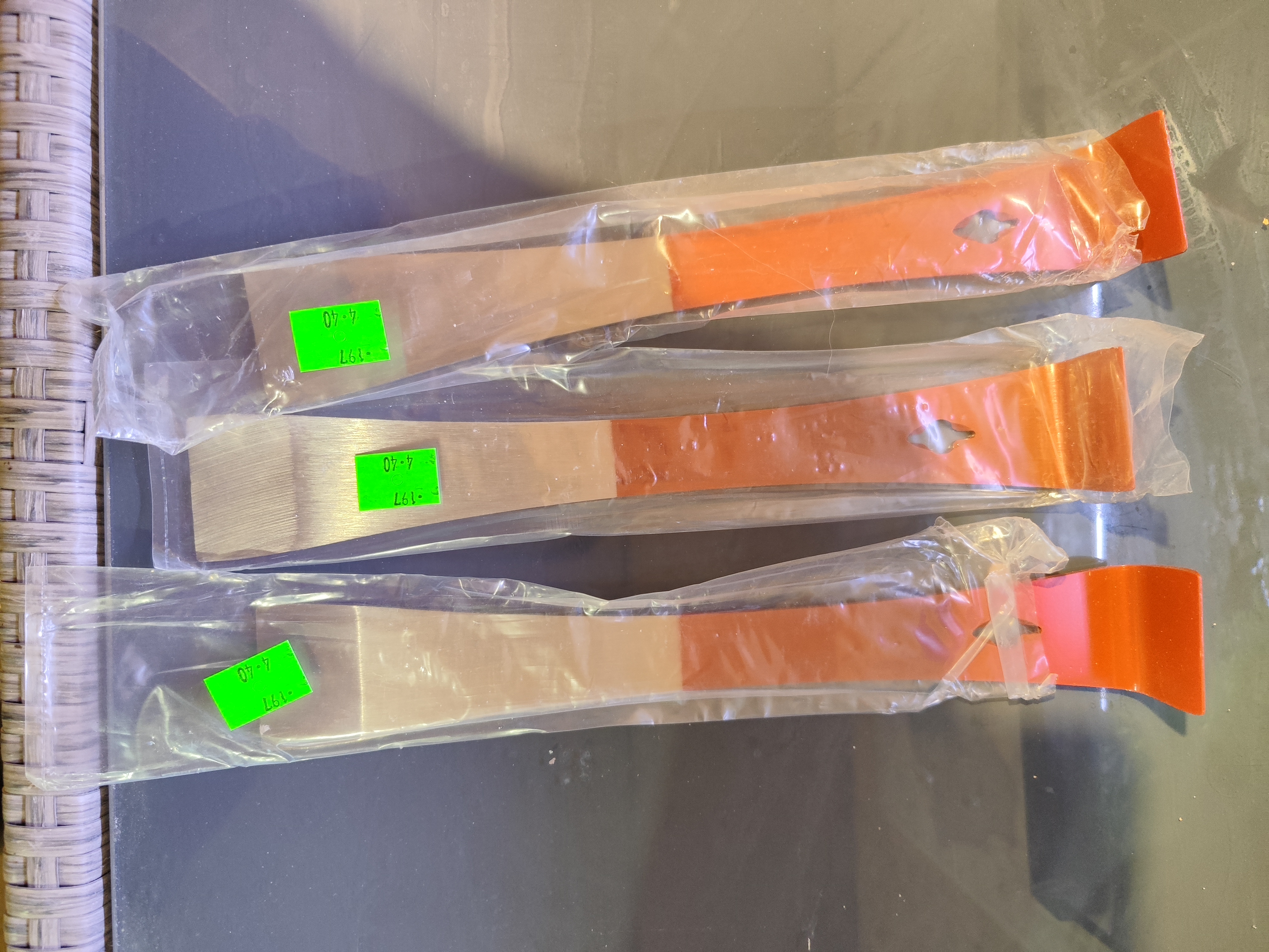 Rozperák nerezový BEE, dĺžka 240mm -